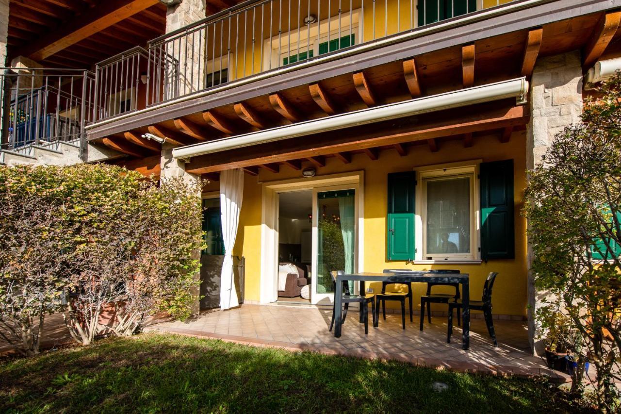 Lago Di Garda A 300M - House In Manerba Manerba del Garda Exterior photo